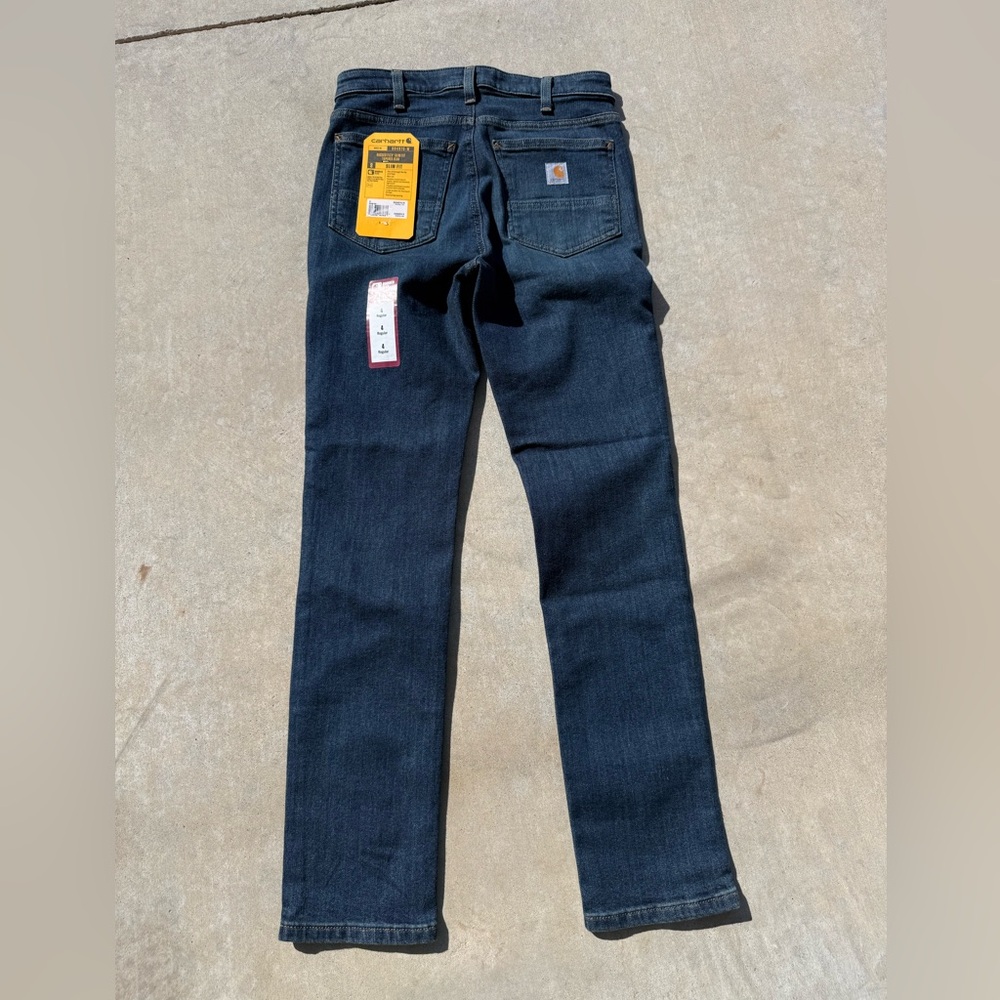 NWT carhartt women’s slim fit tapered leg jeans sz 4
